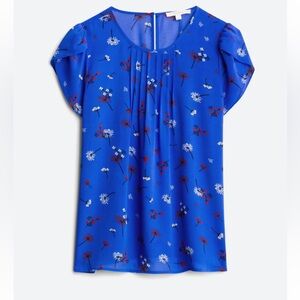 Tulip sleeve blouse